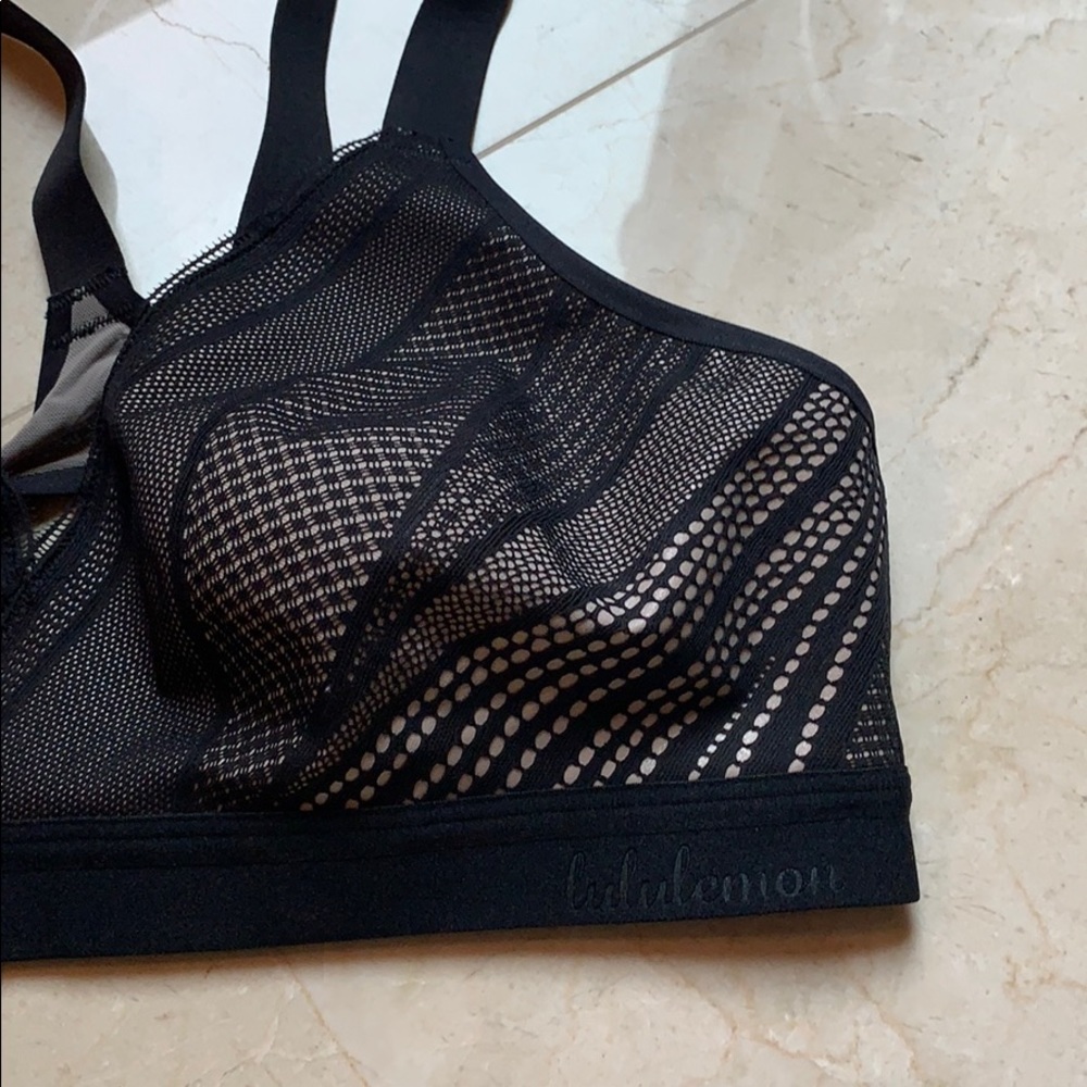 Lululemon Awake to Lace Bra Black/Barely Beige - Picture 7 of 10